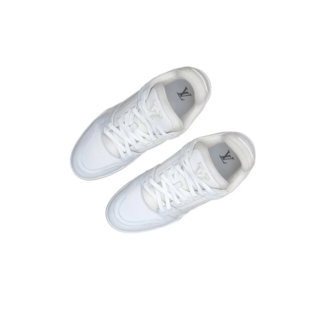 Louis Vuitton White Leather Low-Top Sneakers – UK‎ 9 / US 10 / EU 44 - Picture 8 of 13